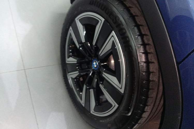 Used BMW iX3 2021 Updated Leading Edition
