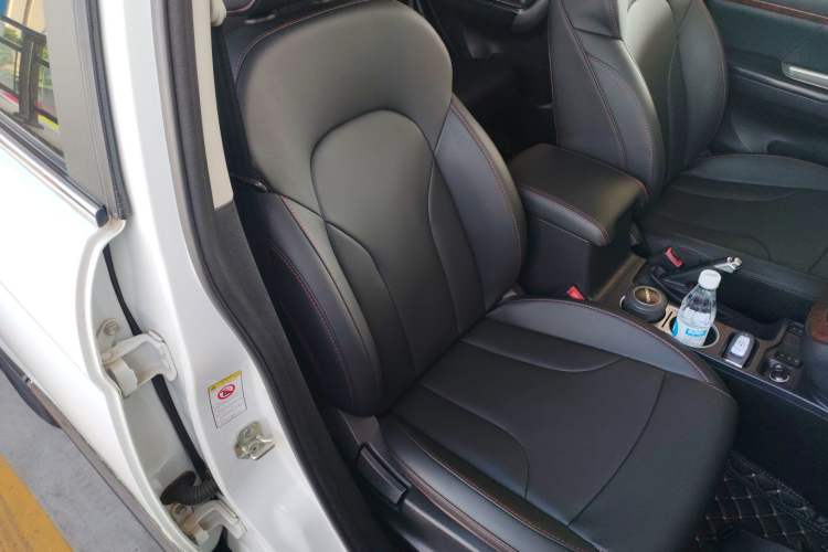 Used Haval H6 2017 Red-Label Sport Edition 1.5T Manual Two-Wheel Drive Elite Model
