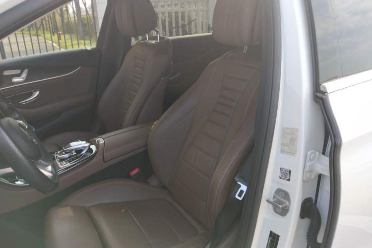 Used Mercedes-Benz E-Class 2017 E 200 L Sport 4MATIC
