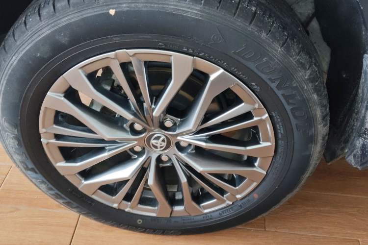 Used Toyota Wildlander 2023 Dual-Motor 2.5L E-CVT Four-Wheel Drive Prestige Edition