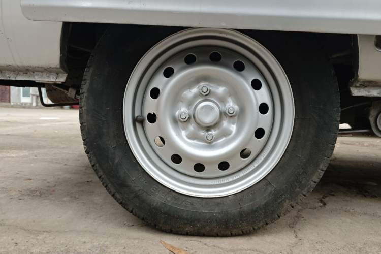 Used Wuling Zhiguang 2015 1.2L Practical LS-I Model