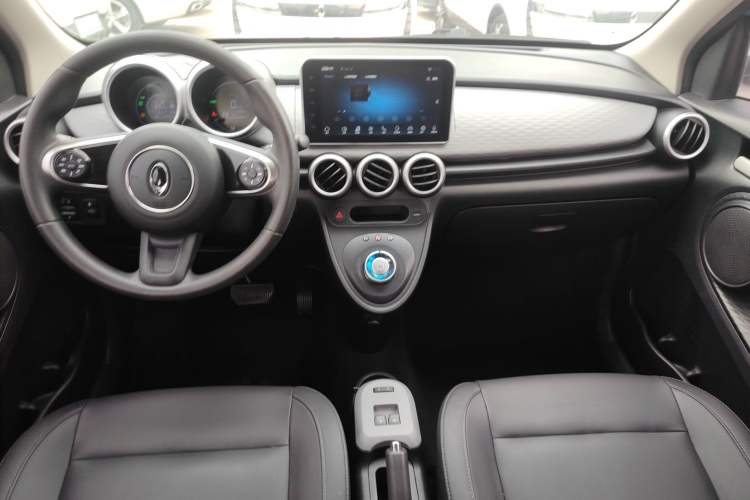 Used ORA Black Cat 2019 351 km Family Edition