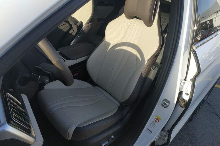 Used BYD Song PLUS New Energy 2025 EV 520km Premium Version
