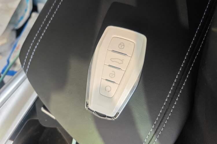 Used Geely Auto Preface 2025 Dongfang Yao 1.5TD Kunlun Edition
