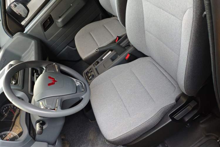 Used Wuling Yangguang 