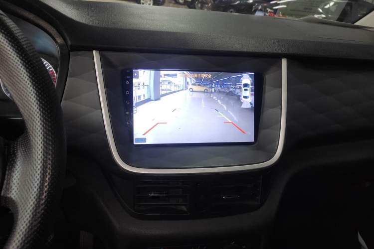 Used Jinbei Gold Hiace M Classic 2024 1.5L Engineering Lion Passenger Vehicle 6 Seats
