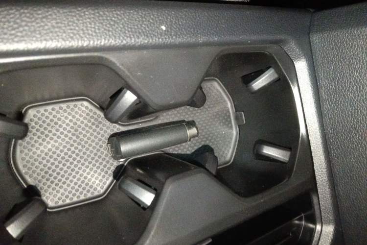 Used Volkswagen Tiguan L 2021 280TSI Automatic Two-Wheel Drive Smart Edition
