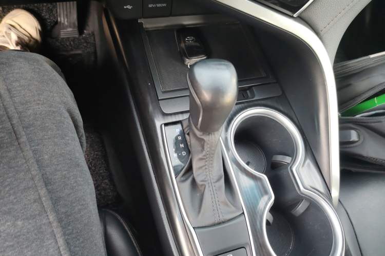 Used Toyota Camry 2021 2.0G Luxury Edition