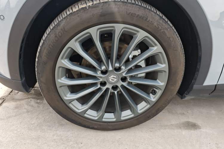 Used Leapmotor C11 2024 All-Electric 580 Luxury Edition
