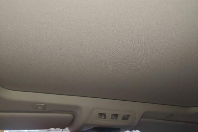 Used BMW 5 Series 2014 525Li Leading Model