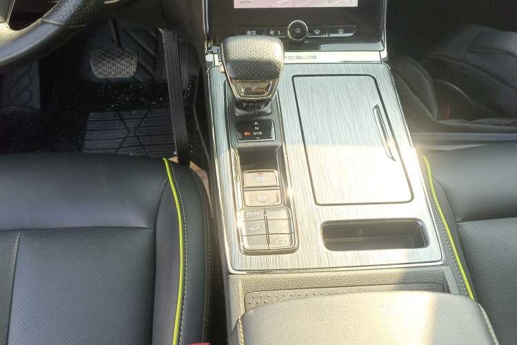 Used Roewe RX5 2021 PLUS 330TGI Automatic National Trend Intelligent Deluxe Edition