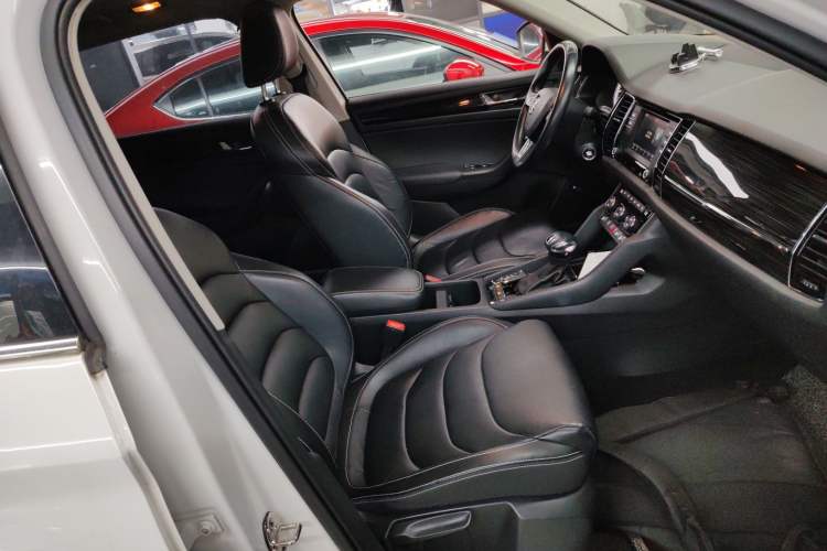 Used Skoda Kodiaq 2017 TSI330 7-Seater Two-Wheel-Drive Luxury Edition
