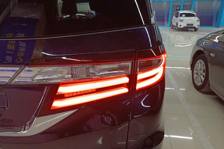 Used Honda Odyssey 2017 2.4L Supreme Edition
