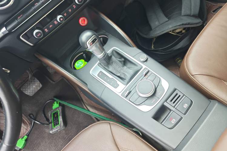 Used Audi A3 2014 Limousine 35 TFSI Automatic Comfort Model