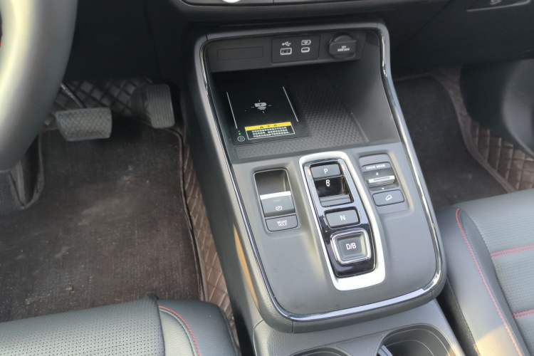 Used Honda CR-V 2024 2.0L eHEV Two-Wheel Drive Smart Edition