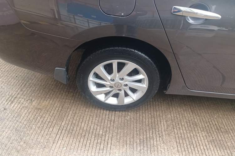 Used Nissan Sylphy 2014 1.6XV CVT Deluxe Edition
