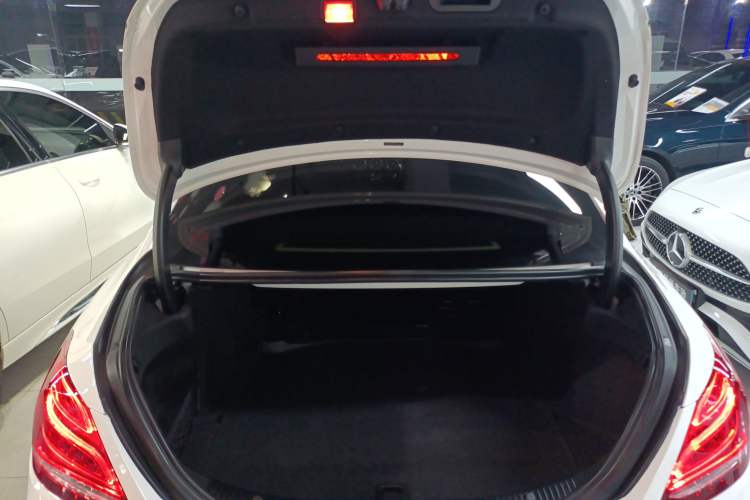 Used Mercedes-Benz C-Class 2017 C 200 L
