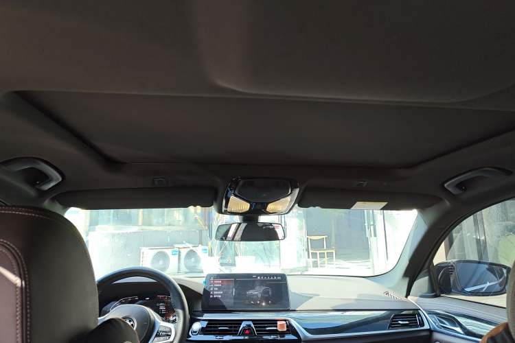 Used BMW 5 Series 2022 Restyled 525Li M Sport Package
