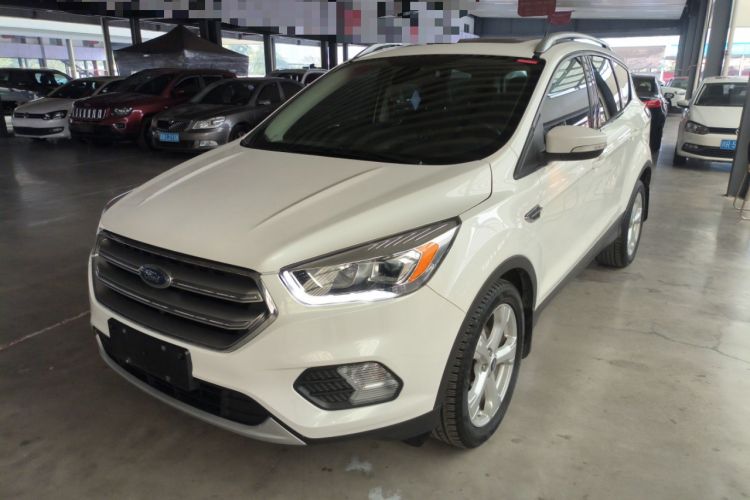 Used Ford Kuga 2017 EcoBoost 180 Two-Wheel-Drive Platinum Edition
