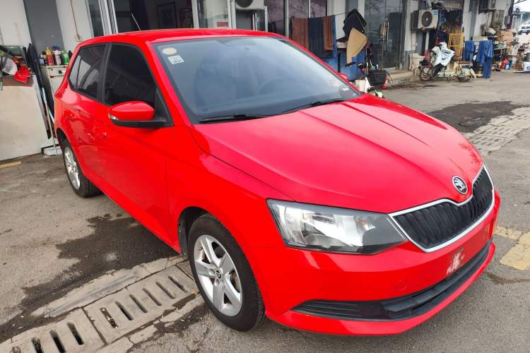 Used Skoda Fabia 2017 1.4L Manual Enjoy Edition

