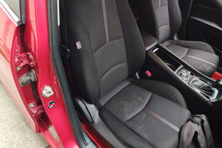 Used Mazda Mazda 3 Axela 2017 Sedan 1.5L Automatic Luxury Model Emission Standard China V
