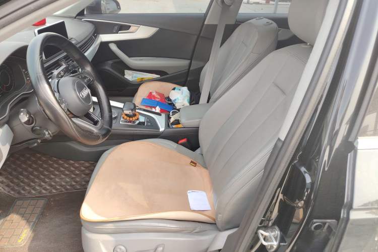 Used Audi A4L 2018 30th Anniversary Edition 40 TFSI Fashion Model