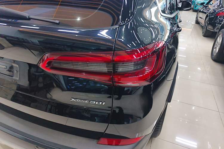 Used BMW X5 2019 xDrive30i X Design Package
