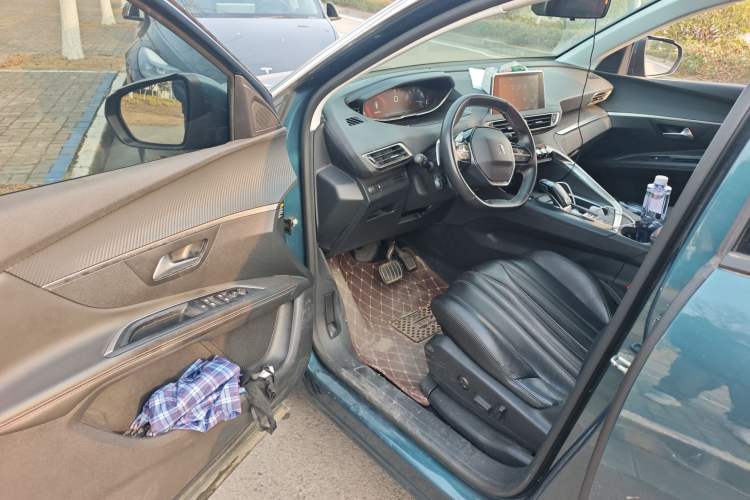 Used Peugeot 5008 2017 350THP 7-Seater Boundless Edition