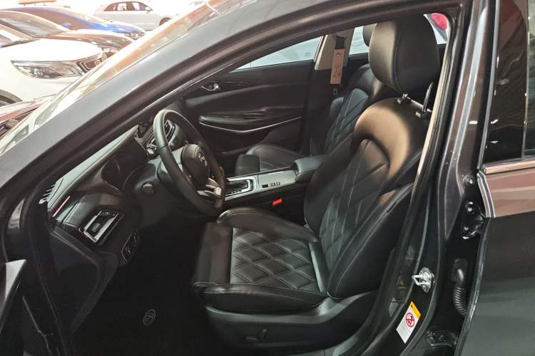 Used Changan Ruicheng CC 2022 Blue Whale Edition 1.5T DCT Luxury Model