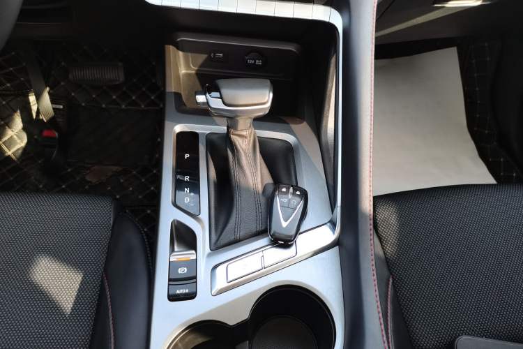 Used Changan CS35PLUS 2023 Enjoy Edition 1.4T DCT Luxury Model
