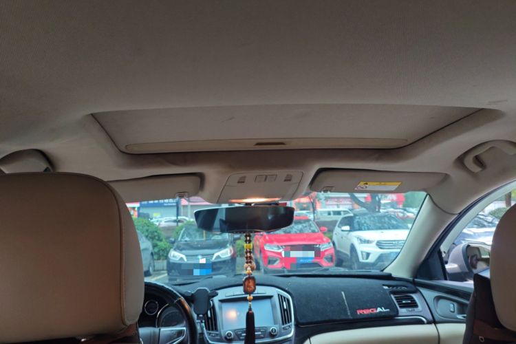 Used Buick Regal 2015 2.0L Leading Fashion Edition