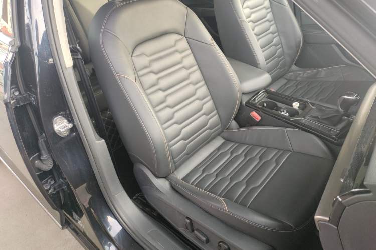 Used Volkswagen Passat 2019 330TSI Elite Edition China V Standard
