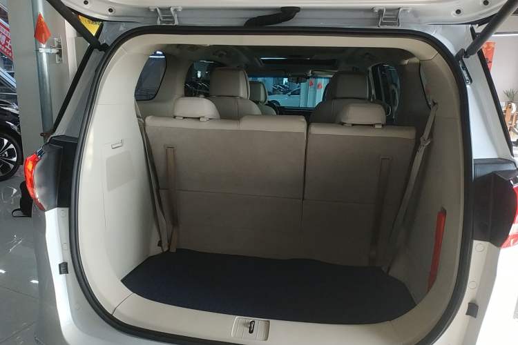 Used Buick GL8 2017 ES 28T Comfort Model China V Standard
