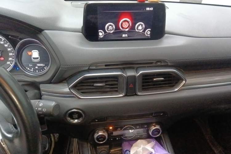 Used Mazda CX-5 2017 2.5L Automatic 2WD ZhiZun Version China VI Standard
