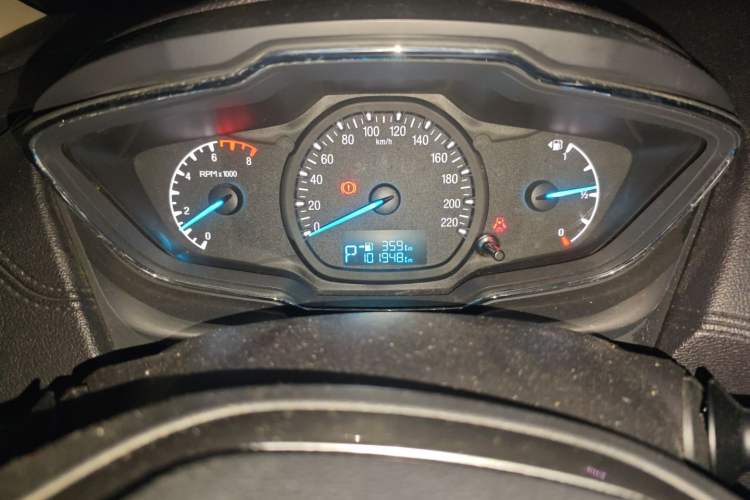 Used Ford Escort 2015 1.5L Automatic Fashion Model