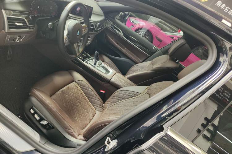 Used BMW 7 Series 2019 Restyled 740Li Leading Edition M Sport Package
