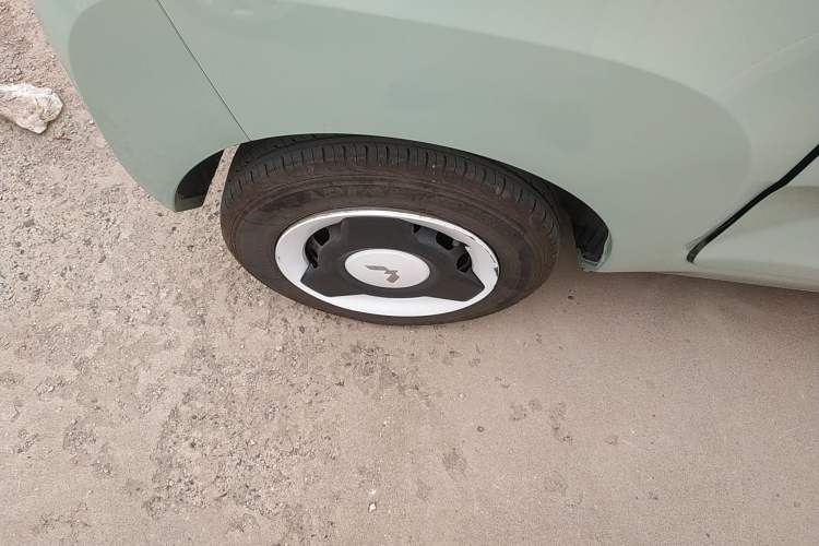 Used Wuling Hongguang MINIEV 2022 Macaron Premium Model – Lithium Ternary Battery