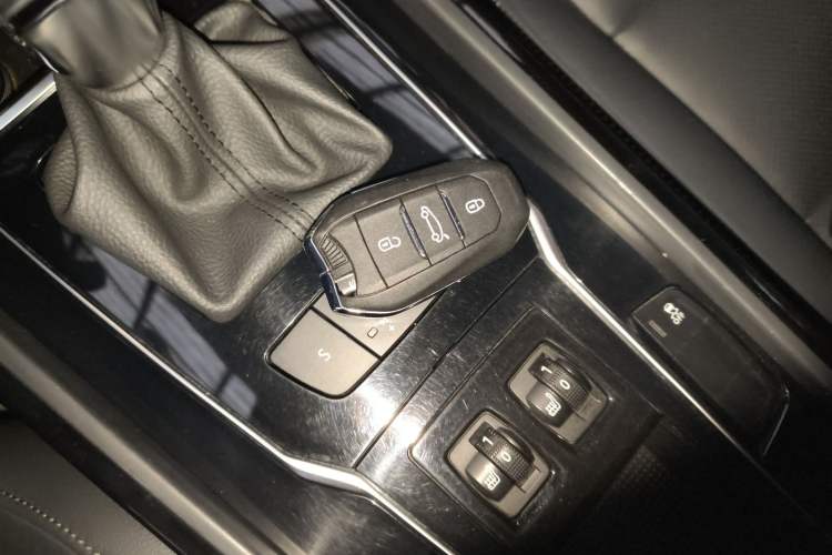 Used Peugeot 508 2015 1.6THP Automatic Prestige Edition
