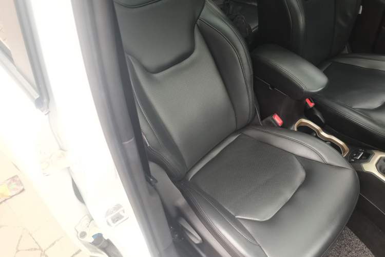 Used  Renegade 2017 180T Automatic High-Energy Version