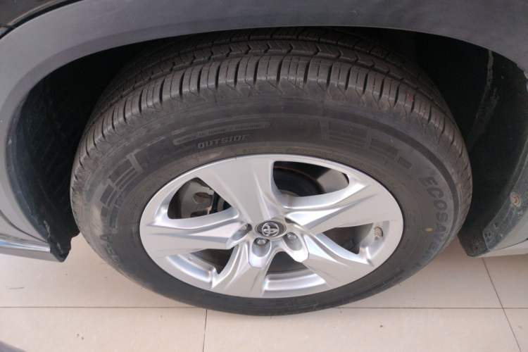 Used Toyota Highlander 2022 Dual-Engine 2.5L Two-Wheel Drive Elite Edition 5 Seats