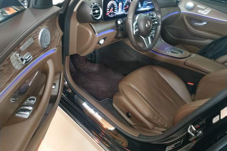 Used Mercedes-Benz E-Class 2019 Facelifted E 300 L Stylish Version

