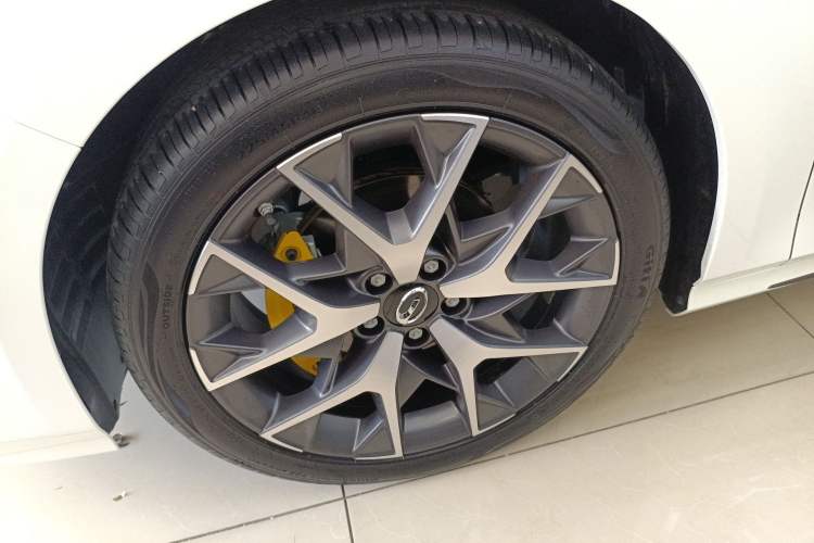 Used GAC Trumpchi EMPOW 2022 270T DCT J16 Galaxy Fighter Edition
