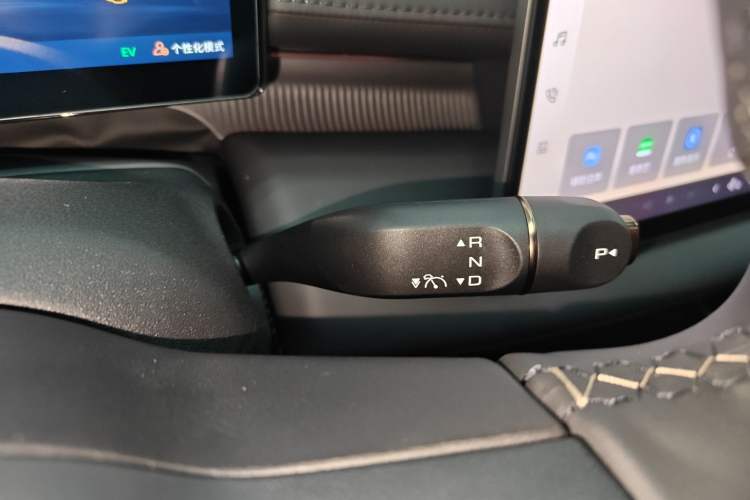 Used Baojun Enjoy 2025 Plug-in Hybrid 140km Luxury Edition
