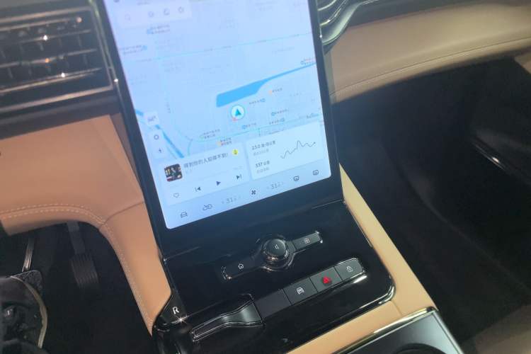 Used Nio ES8 2020 415 km Signature Edition 6-Seater Version
