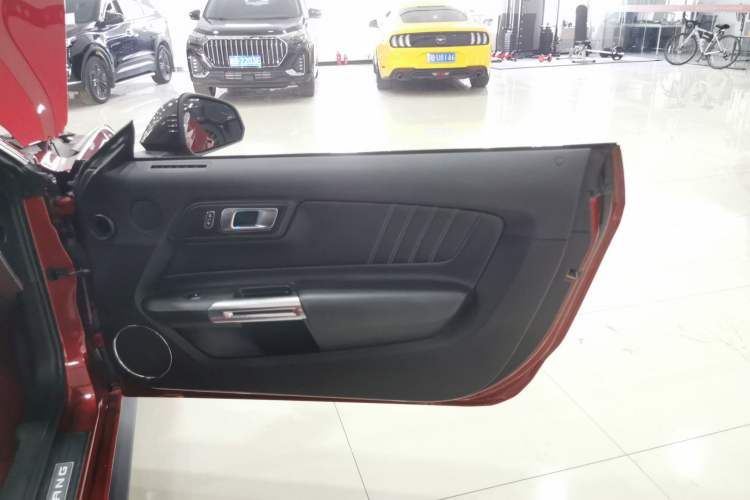 Used Ford Mustang 2019 2.3L EcoBoost
