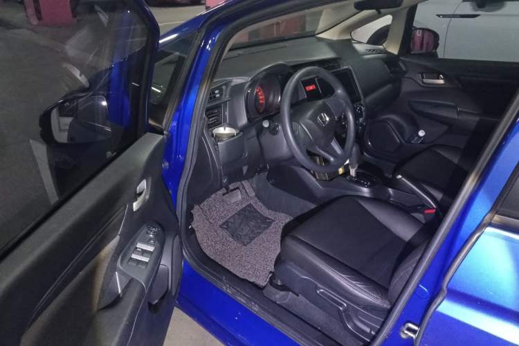 Used Honda Fit 2016 1.5L LX CVT Comfort Model
