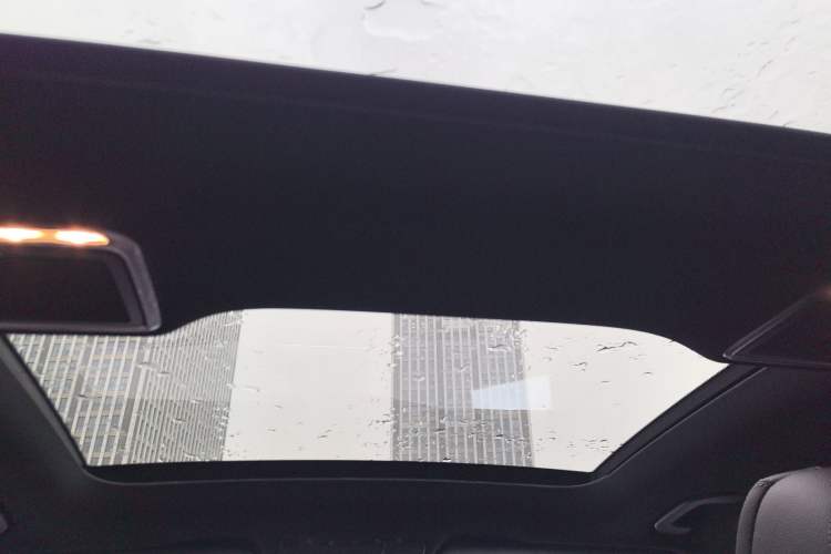 Used Mercedes-Benz GLC 2020 GLC 260 L 4MATIC Dynamic Model