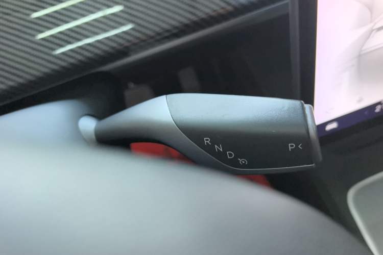 Used Tesla Model Y 2021 Standard Range Rear-Wheel Drive Version
