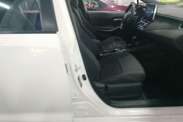 Used Toyota Levin 2022 Dual-Engine 1.8H E-CVT Luxury Edition
