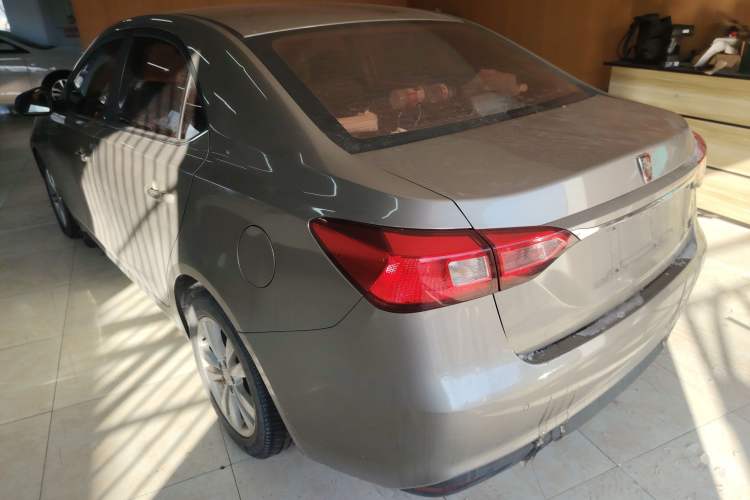 Used Roewe 360 2016 1.5L Automatic Smart Screen Version
